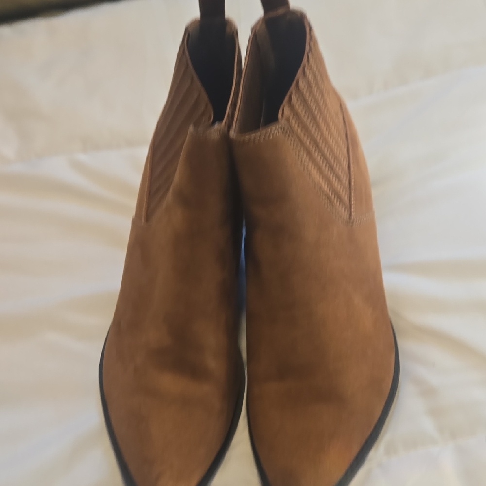 London Rag Suede Ankle Booties - Picture 6 of 6